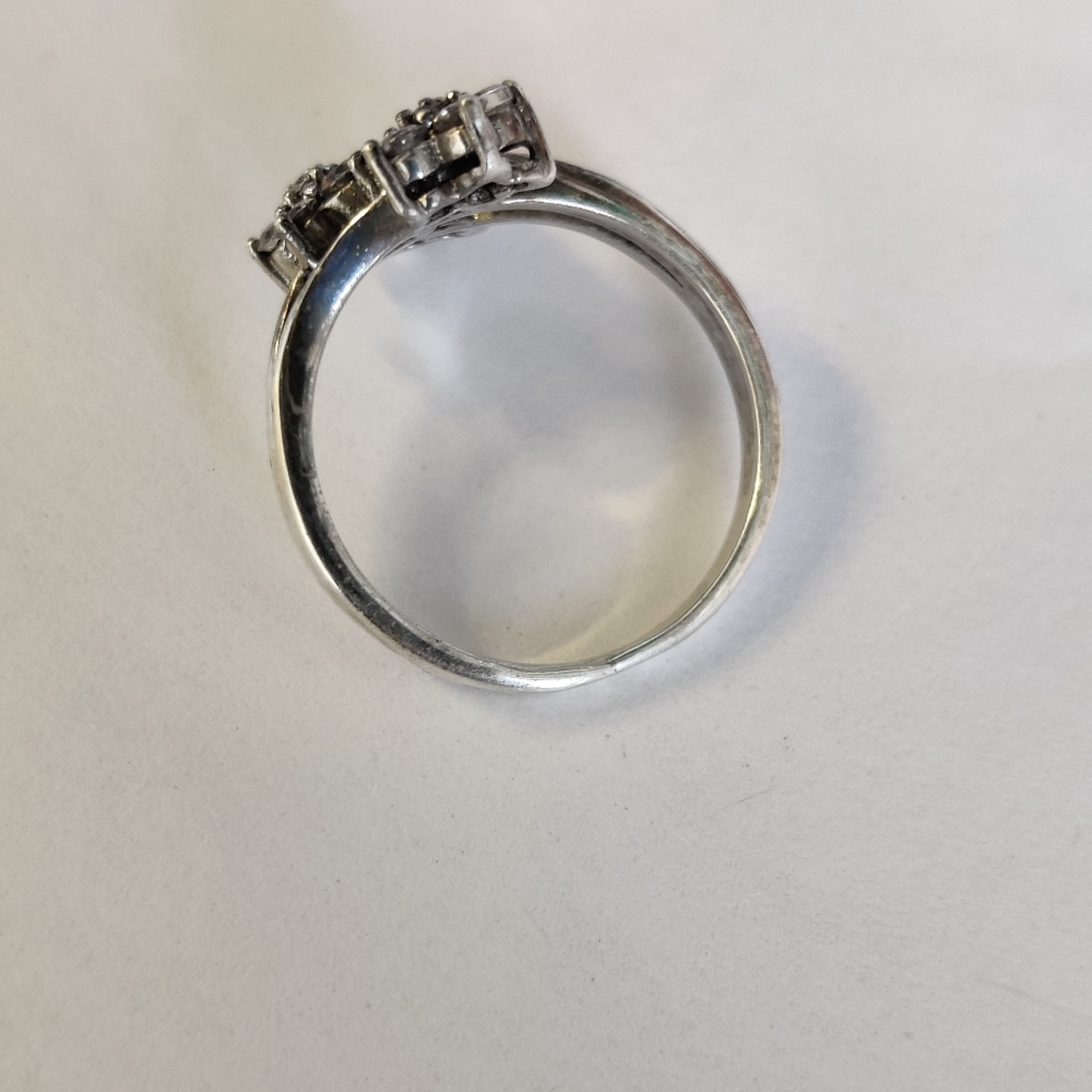 Vintage Diamante Silver Bypass ring 💍 - Picture 7 of 12